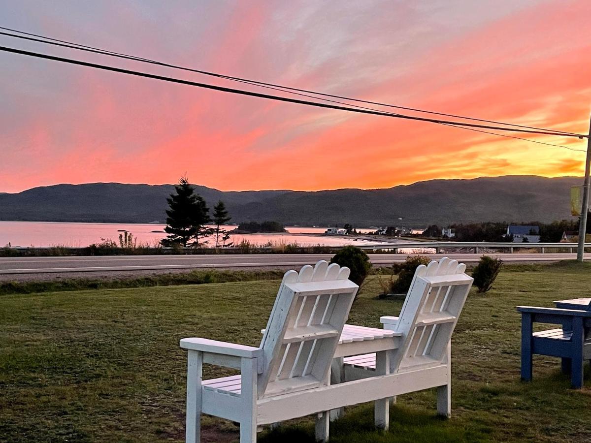 Sea Breeze Motel Ingonish Bagian luar foto